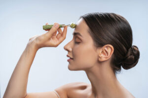 The Ultimate Guide to Jade Rollers: Benefits, Types, and How to Use Them