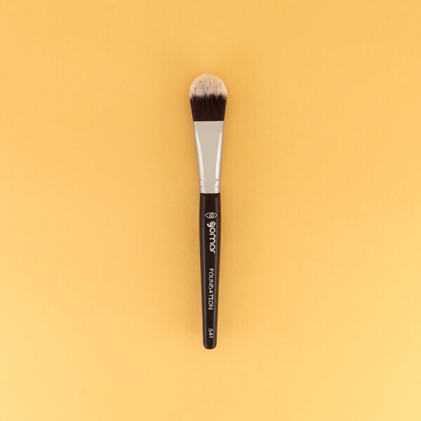 S41 flat foundation brush