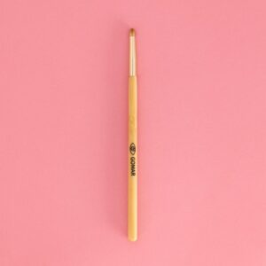 Small smudging brush